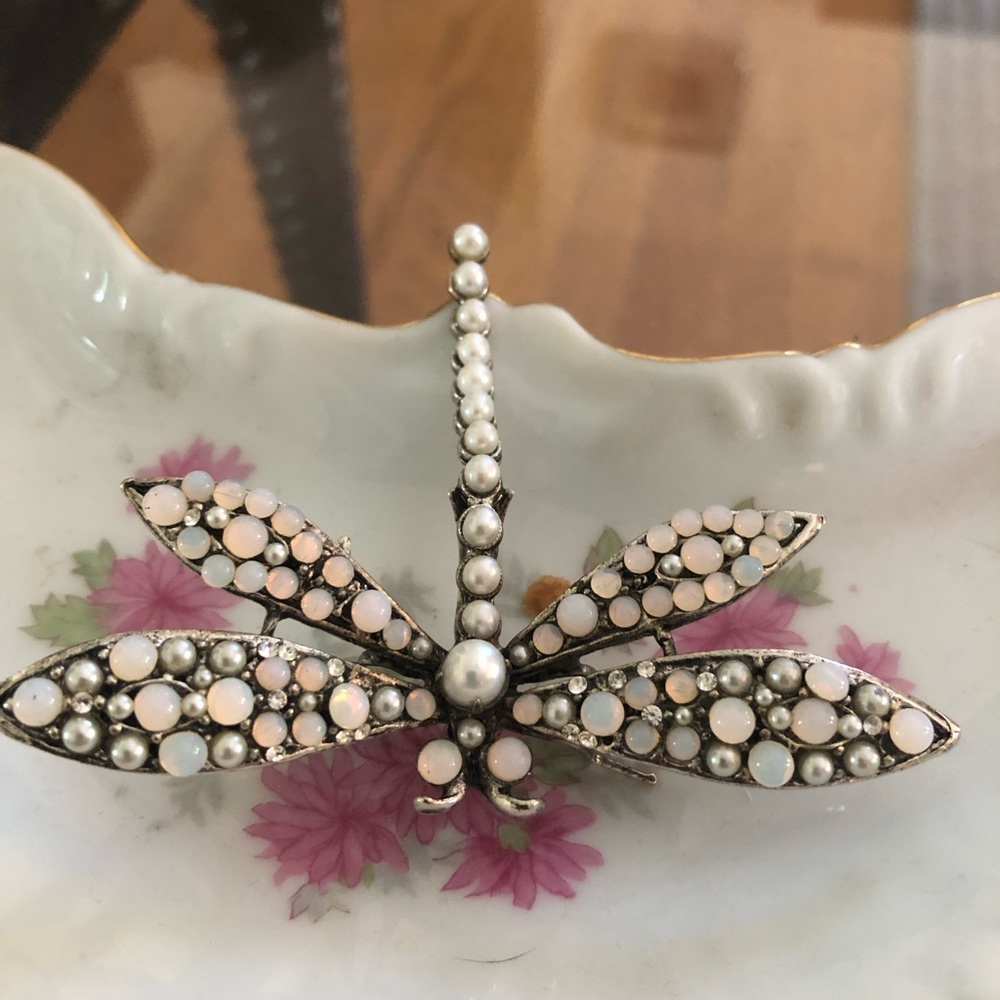 Dragon Fly Simon Tu HauteCoutre Pin. Stamped with name. Pristine condition. - Picture 2 of 4